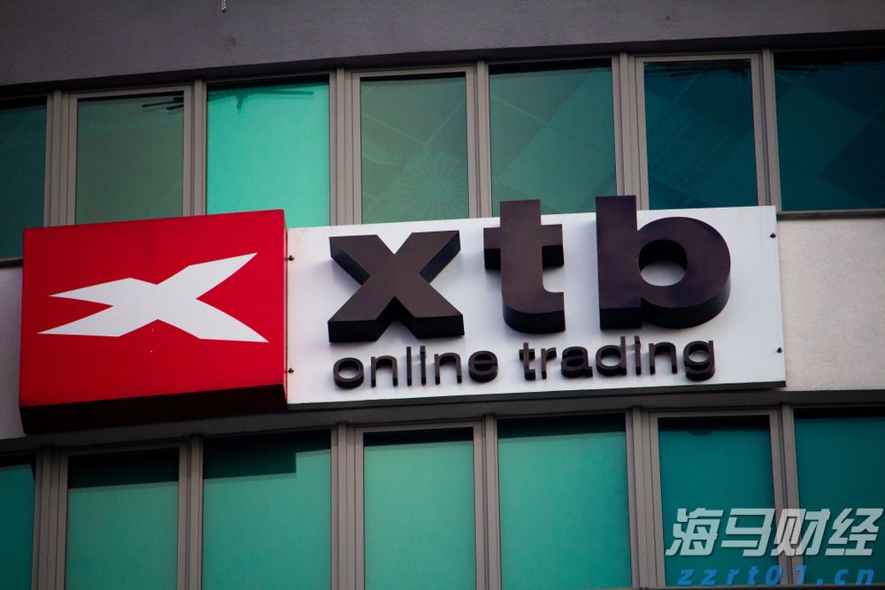 中国汽车流通协会：7月份汽车经销商综合库存系数为1.35 环比下降4.9%