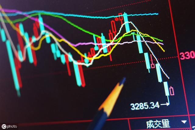 人社部释放养老金改革两大信号：年金长周期考核+个养默认投资机制 公募有待扛大旗